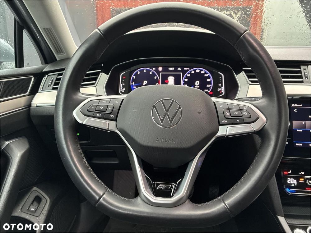 Volkswagen Passat 2.0 TSI Elegance DSG - 19