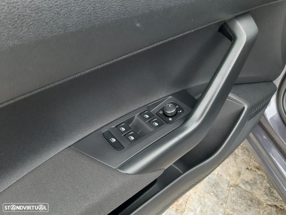 VW Polo 1.0 TSI Urban DSG - 15