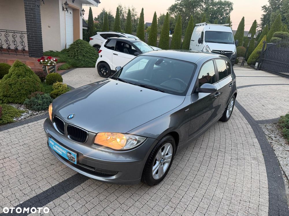 BMW Seria 1 118d DPF - 1