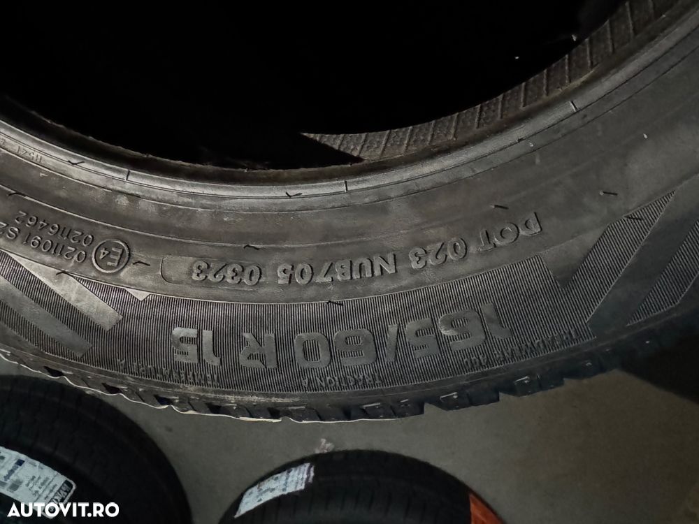Vând 4 anvelope 165/60/15 vredestein de patru sezoane noi - 4