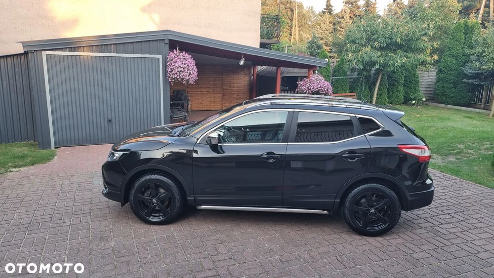 Nissan Qashqai 1.6 dCi DPF tekna - 33