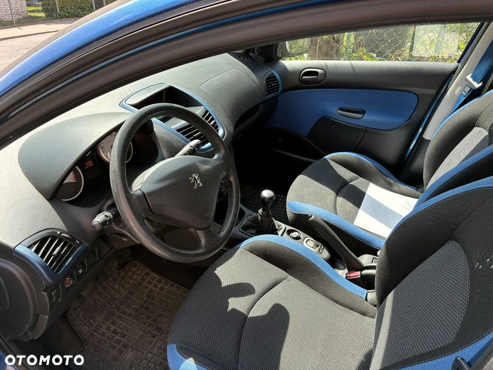 Peugeot 206 - 3
