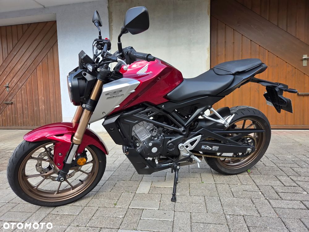 Honda CB - 3