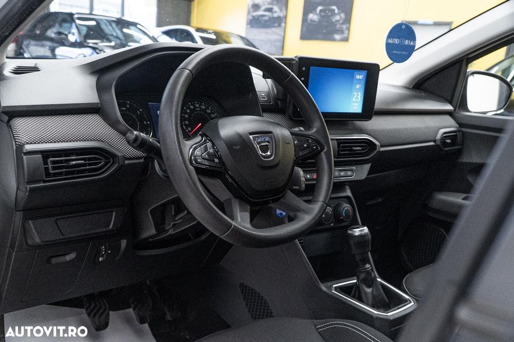 Dacia Logan TCe 90 MT6 Prestige - 7