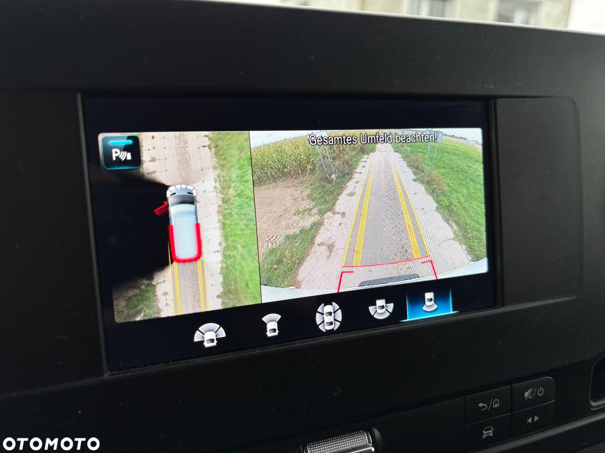 Mercedes-Benz Sprinter - 23
