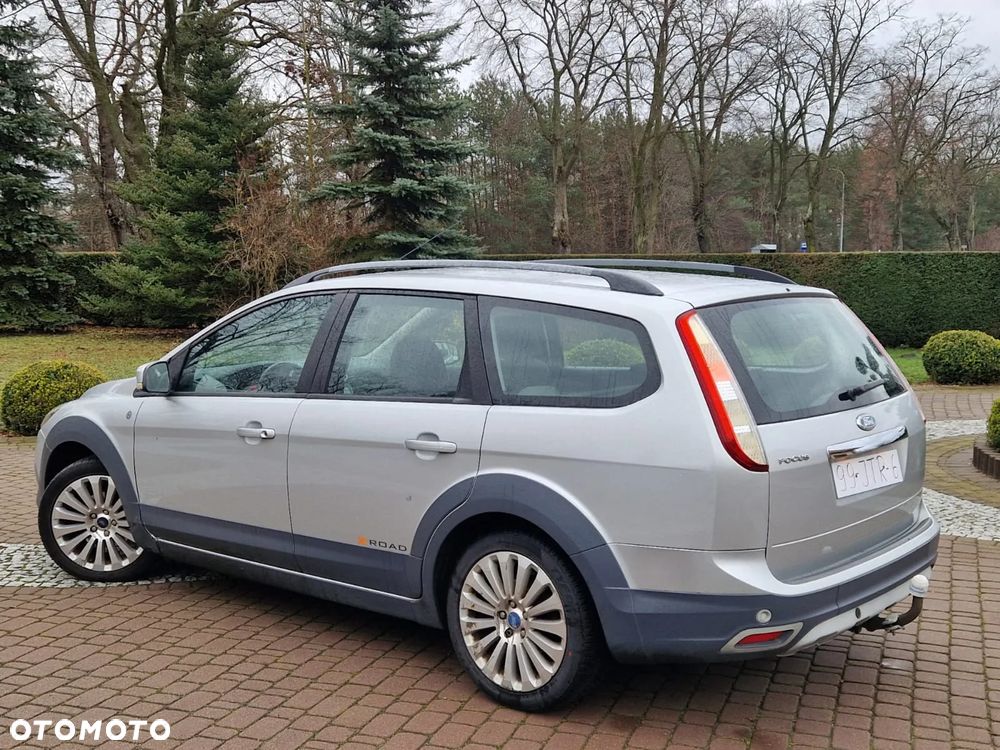 Ford Focus 1.6 X100 - 4