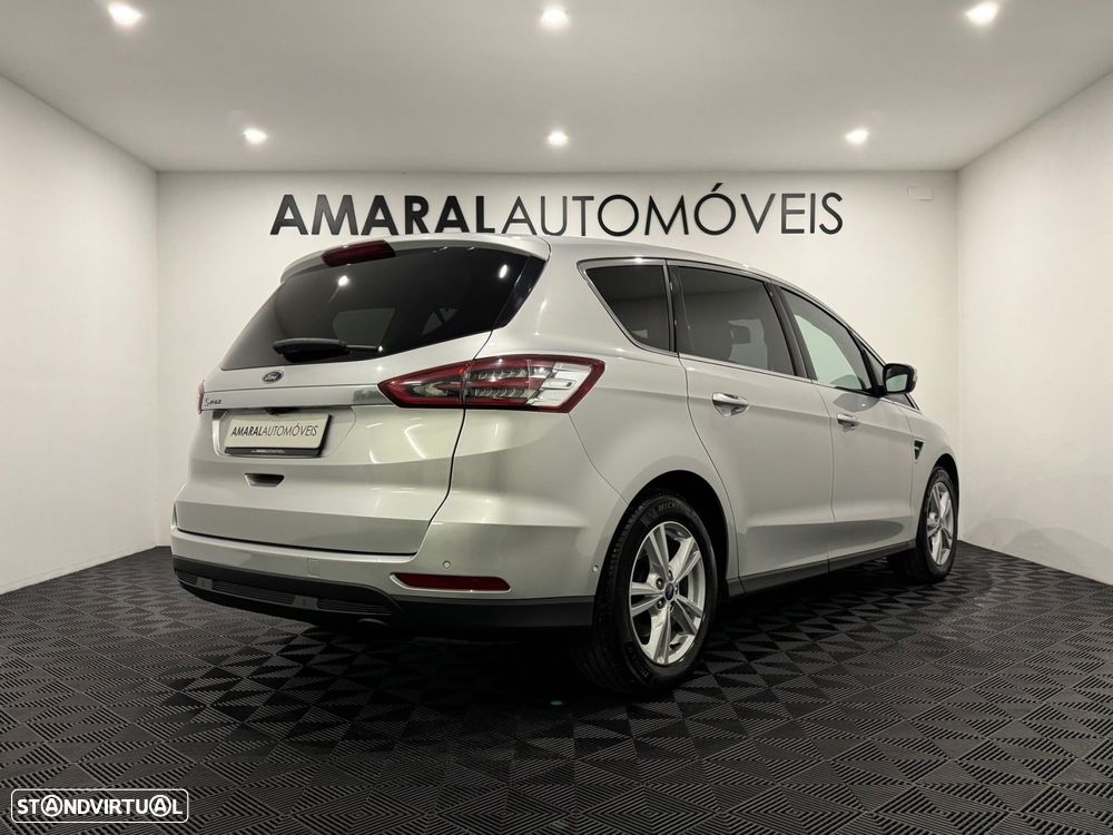 Ford S-Max 2.0 TDCi Titanium - 4