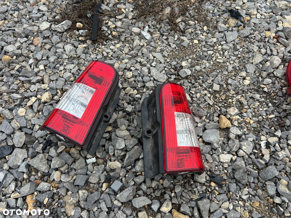 KL Lampa Lewy Prawy Tył Lewa Prawa Berlingo Partner I Lift 02-08