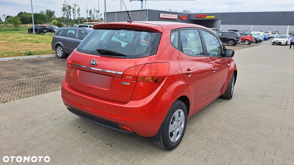 Kia Venga 1.6 M - 8
