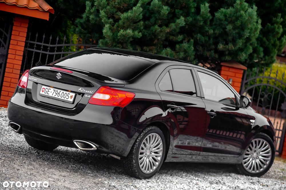 Suzuki Kizashi 2.4 Sport 4WD CVT - 14