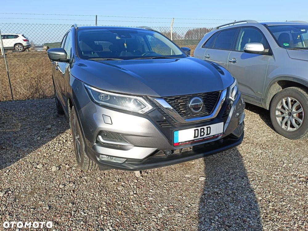 Nissan Qashqai 1.3 DIG-T Tekna - 2