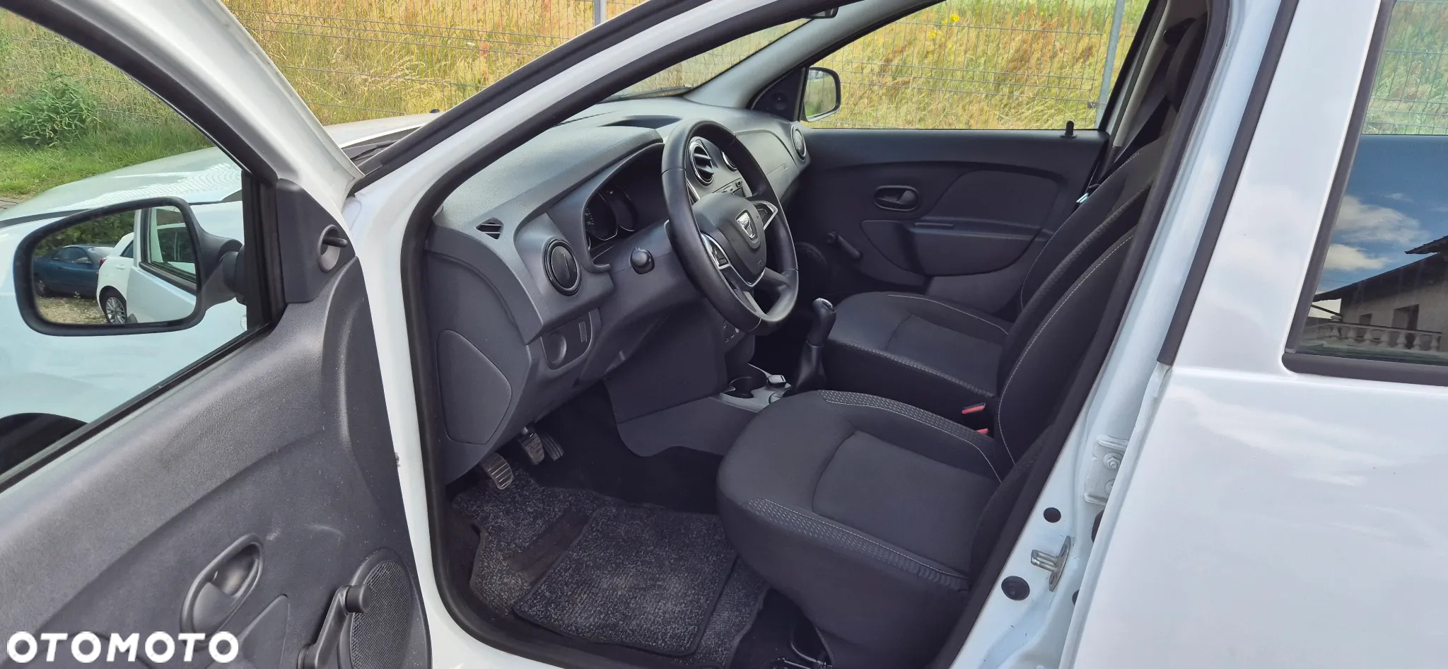 Dacia Sandero SCe 65 Access - 11