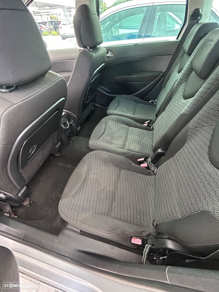 Peugeot 308 SW 1.6 HDi Premium CVM6 - 13
