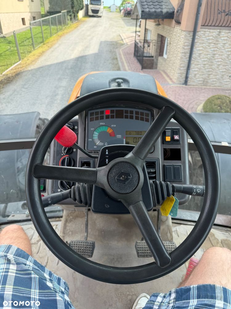 Renault 825RZ - 14