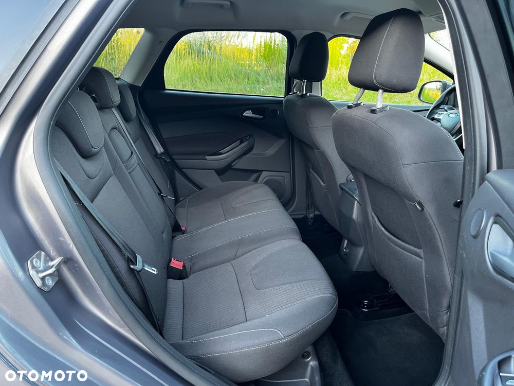 Ford Focus - 8