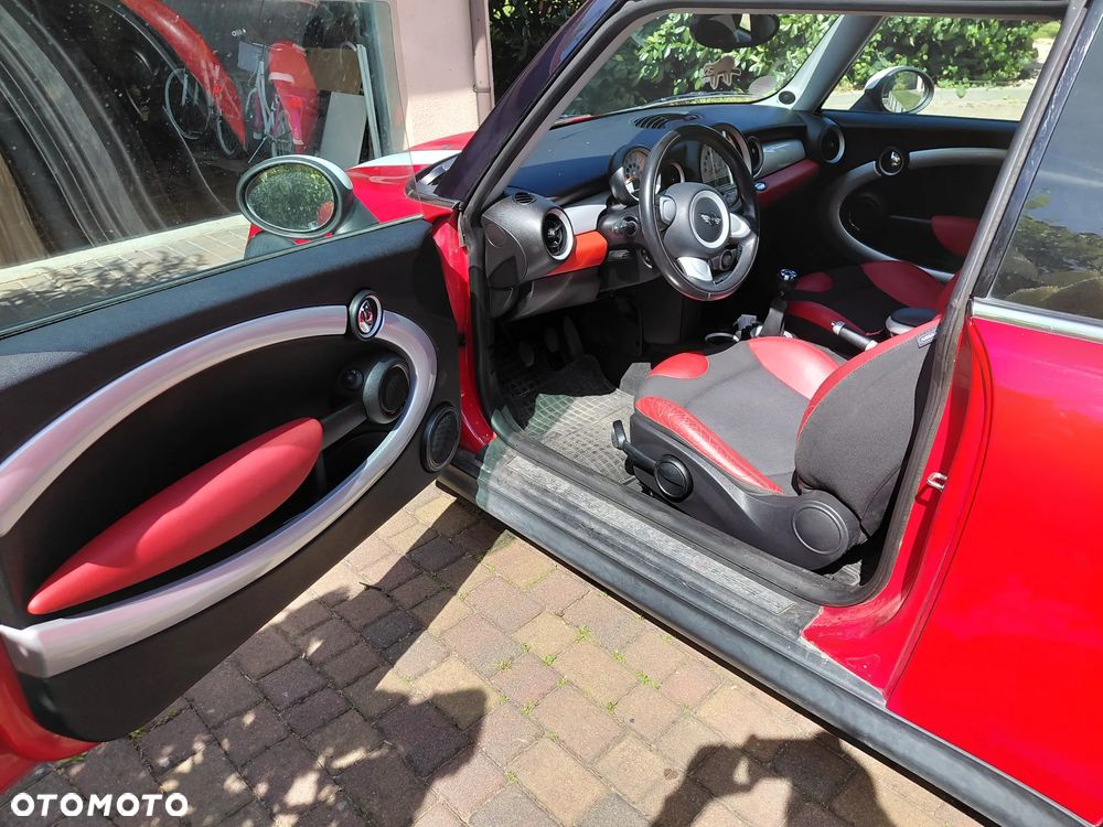 MINI Cooper Standard - 5