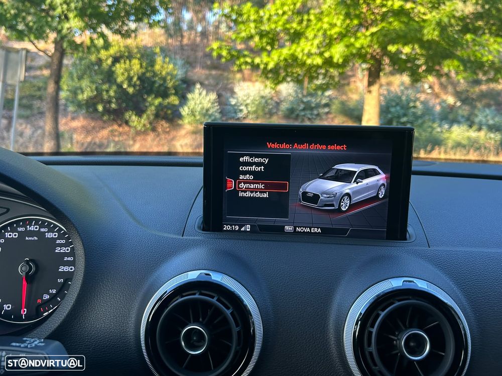 Audi A3 Sportback 1.6 TDI S-line - 12