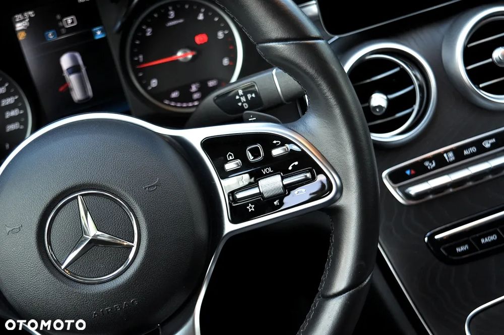 Mercedes-Benz Klasa C 220 d 9G-TRONIC AMG Line - 27