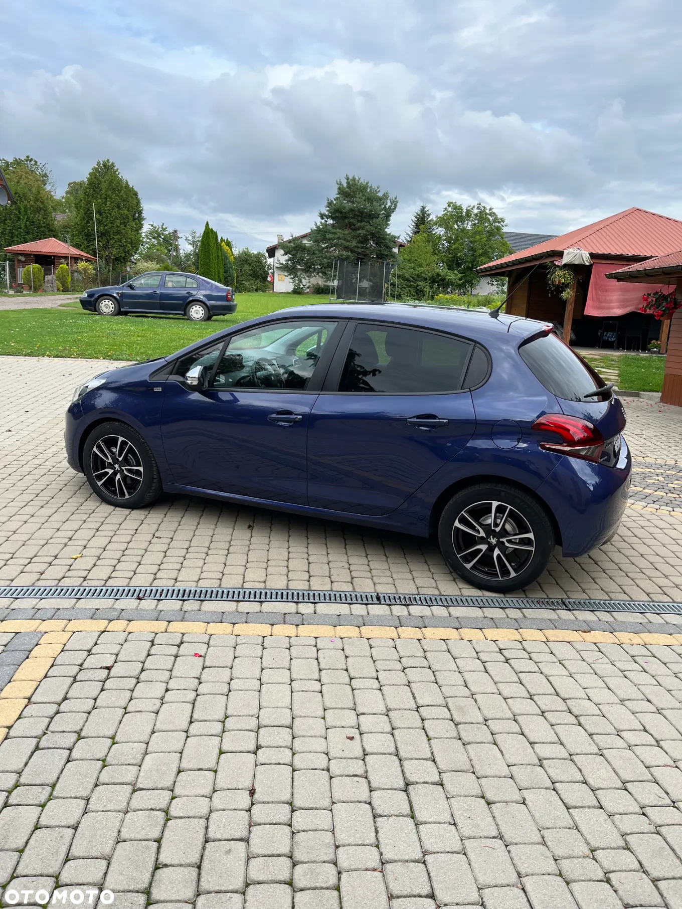 Peugeot 208 1.6 BlueHDi Active - 4