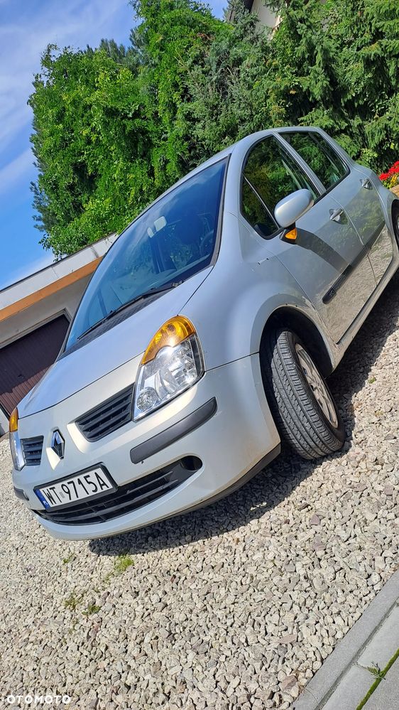 Renault Modus 1.5 dCi Confort Authentique - 9