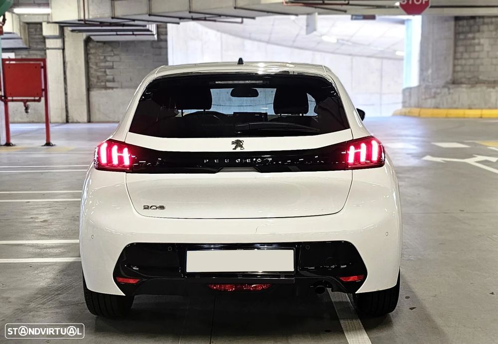 Peugeot 208 - 6