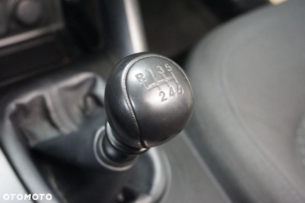 Hyundai ix35 1.7 CRDi Comfort 2WD - 27