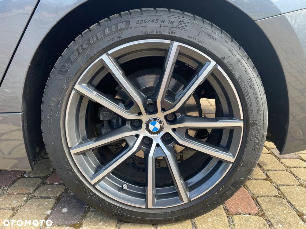 BMW Seria 3 320d - 39