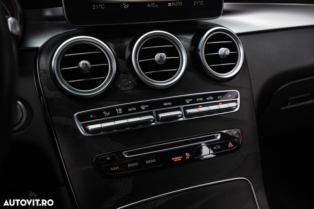 Mercedes-Benz GLC Coupe 220 d 4Matic 9G-TRONIC AMG Line - 19