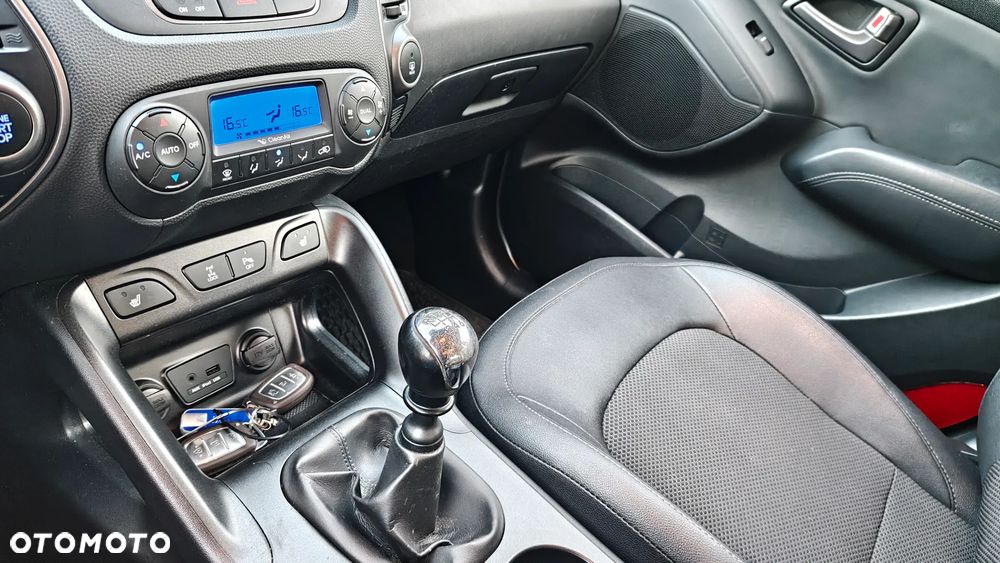 Hyundai ix35 2.0 GDI Premium 4WD - 17
