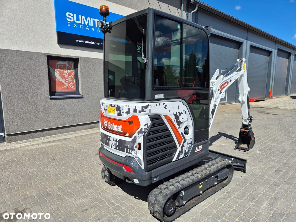 Bobcat E19 - 12