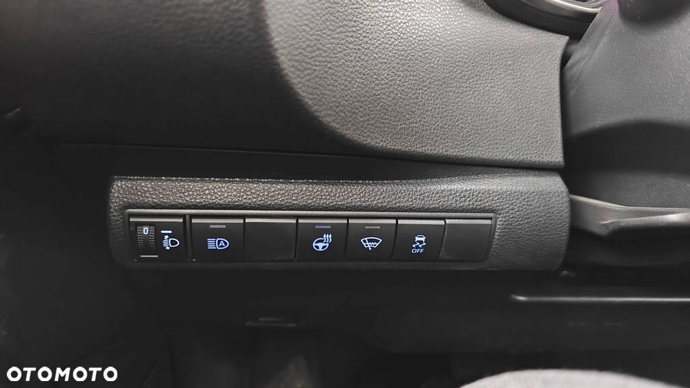 Toyota Corolla 1.8 Hybrid Comfort - 23