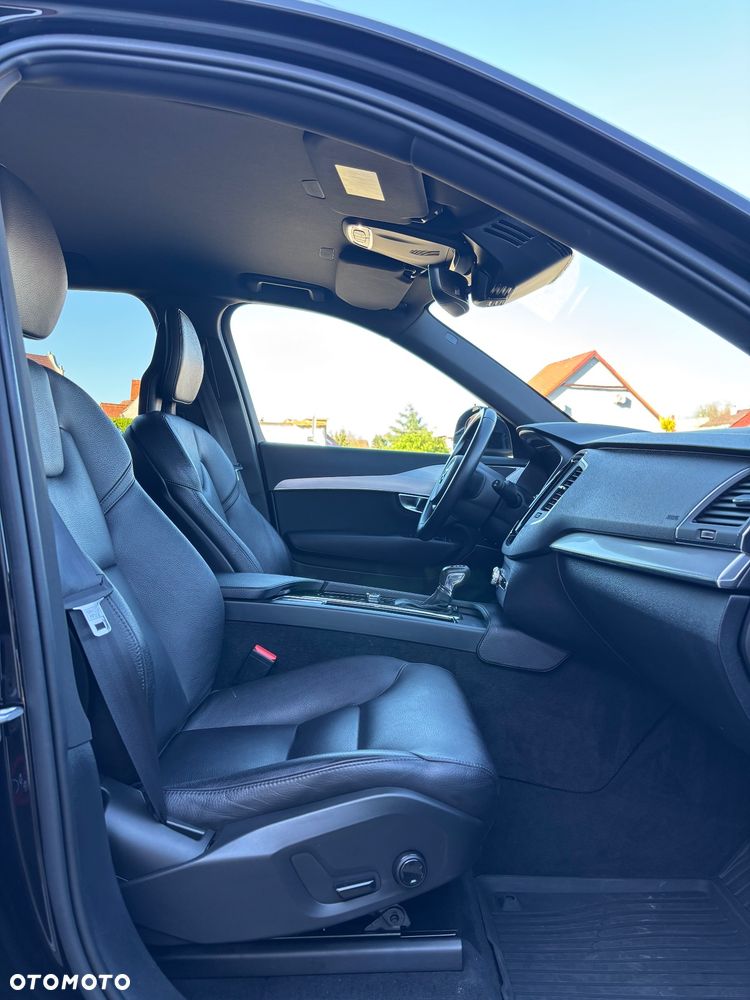 Volvo XC 90 D5 AWD Momentum - 13