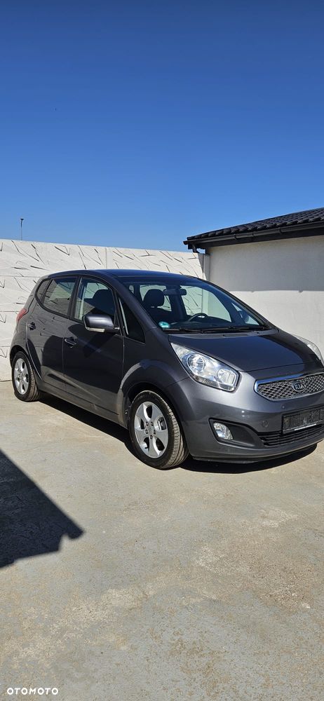 Kia Venga - 7
