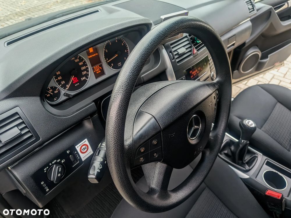 Mercedes-Benz Klasa B 170 - 11