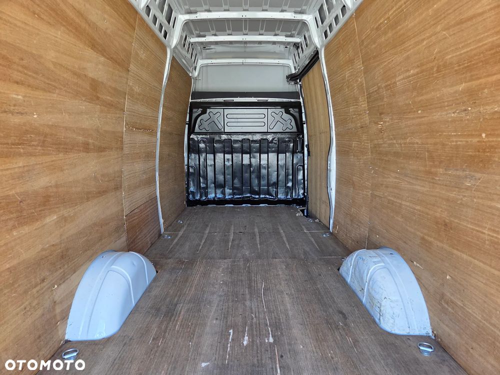 Iveco Daily - 10