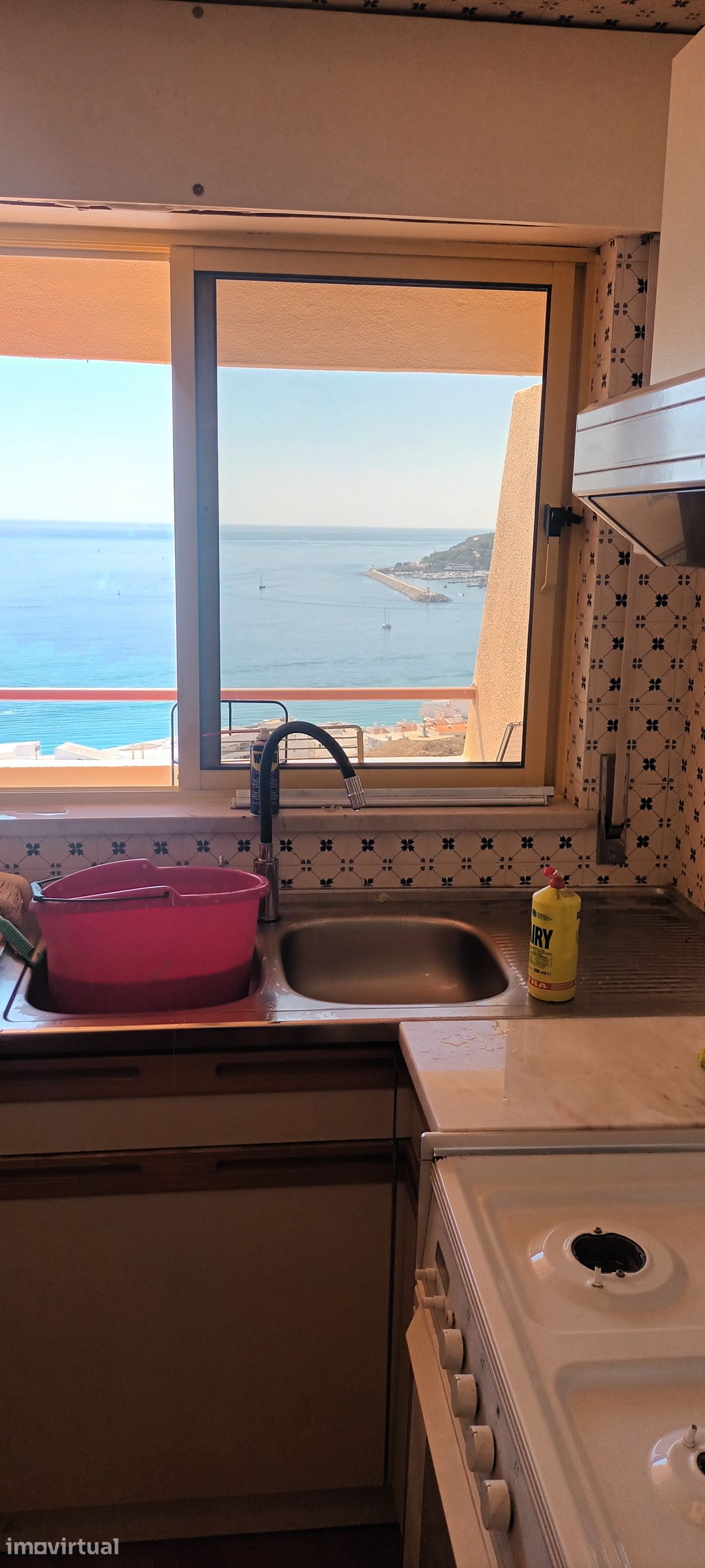 T1 com varanda, 47m² em Sesimbra