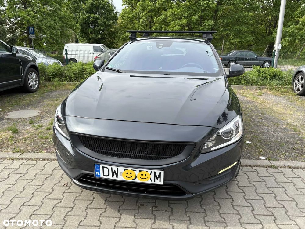 Volvo V60 D4 AWD Momentum - 1