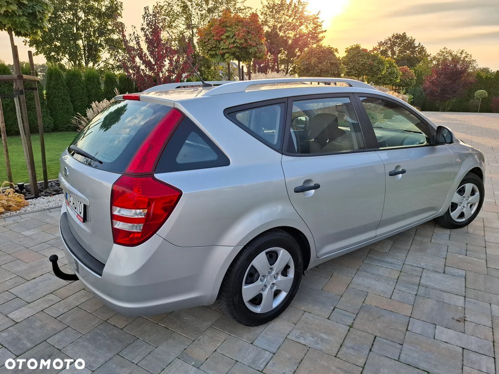 Kia Ceed - 17