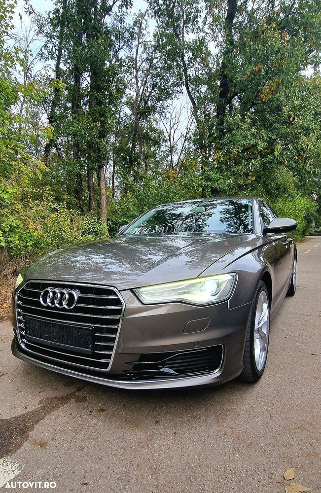Audi A6 Avant 2.0 TDI Ultra S tronic - 13