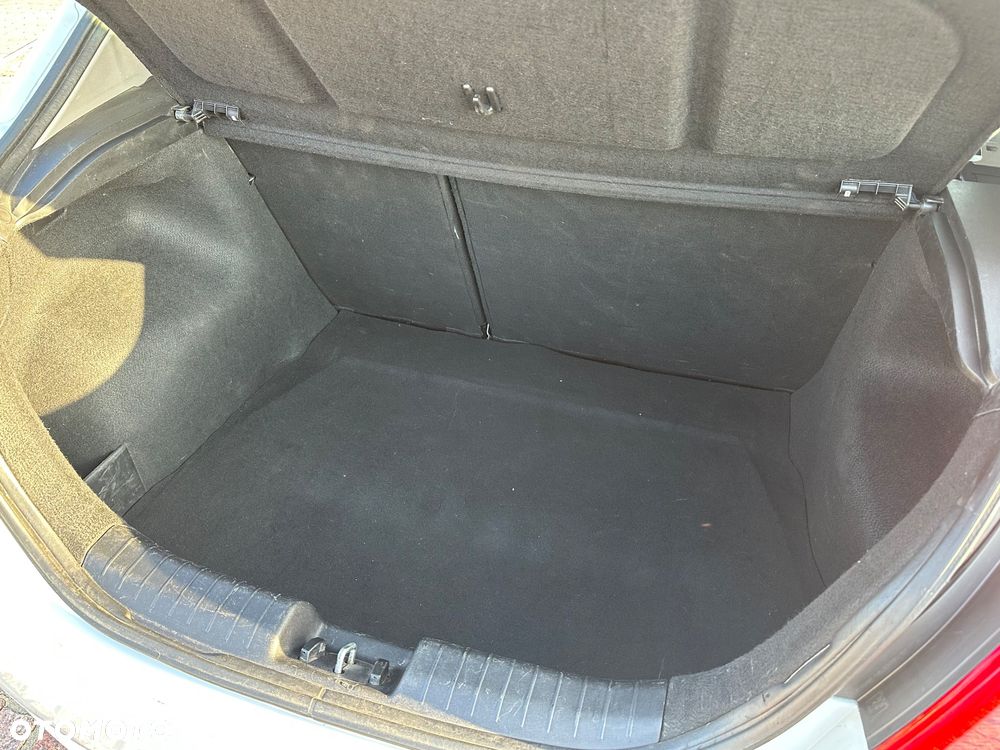 Kia ProCeed 1.4 M - 13