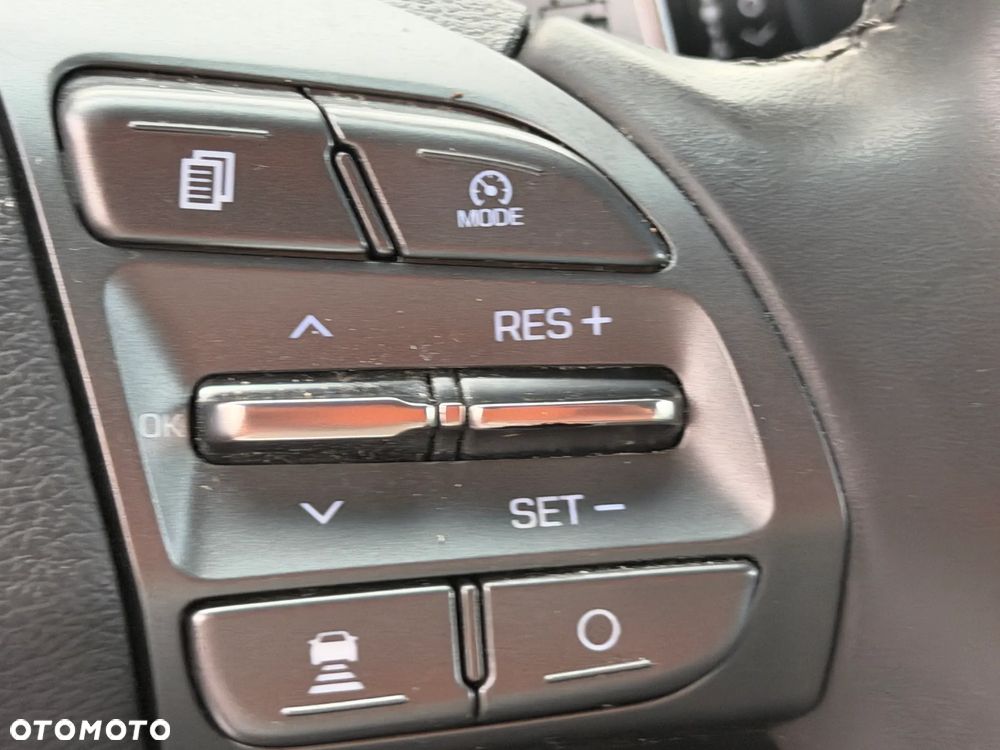 Hyundai IONIQ Premium - 23