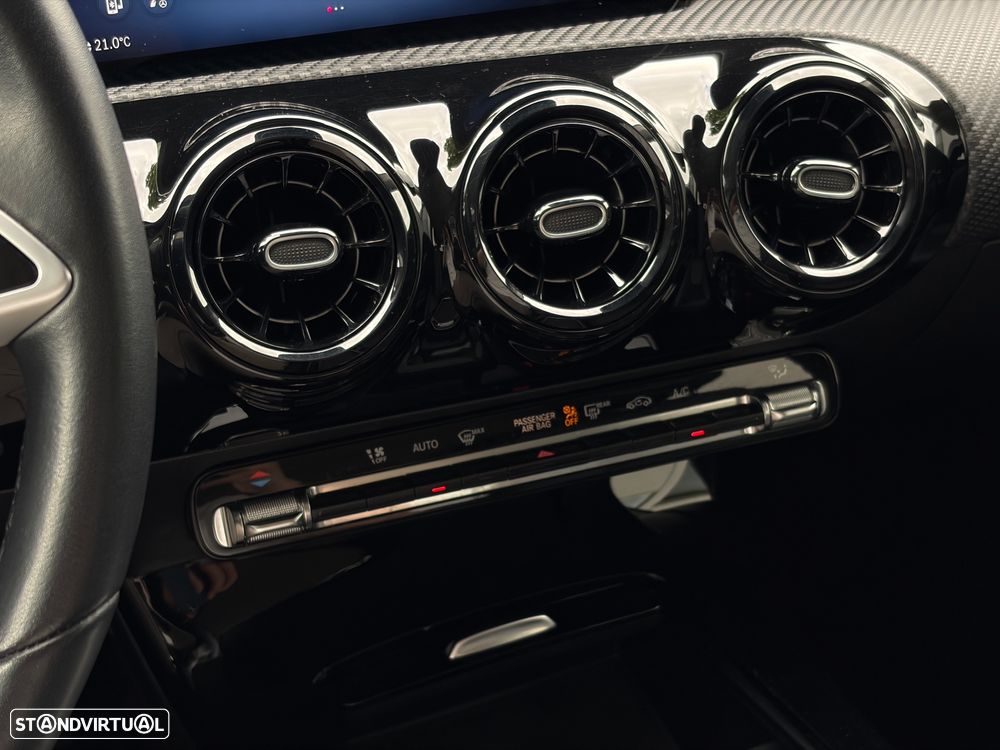 Mercedes-Benz A 200 - 30