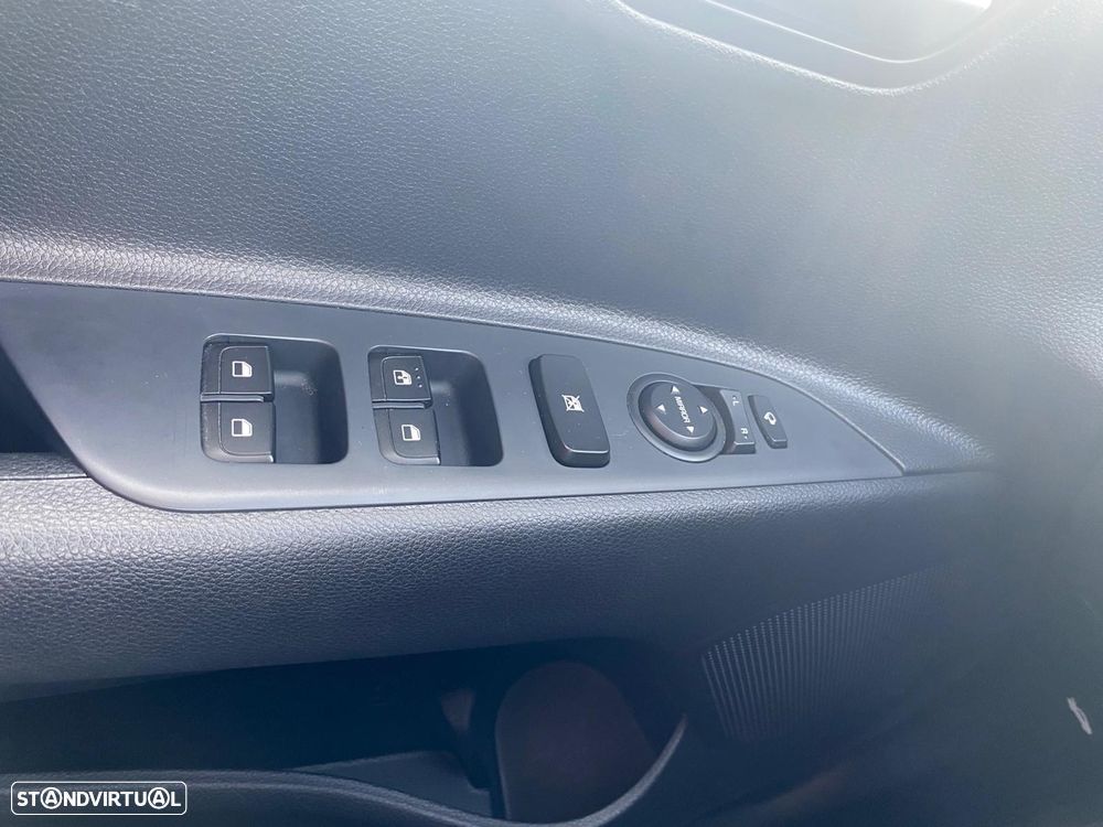 Kia Stonic 1.0 T-GDI Drive - 6