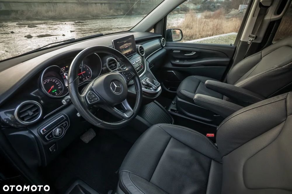 Mercedes-Benz Klasa V 250 (BlueTEC) d lang 7G-TRONIC Edition - 29