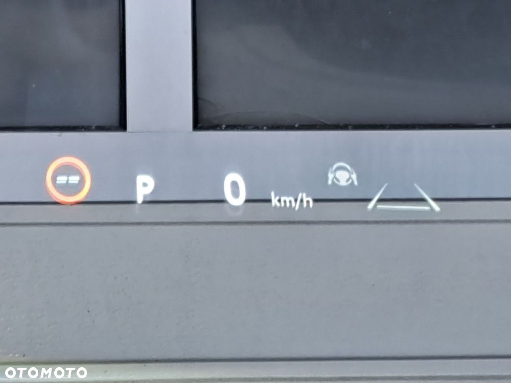 Toyota Corolla 1.8 Hybrid Executive - 11