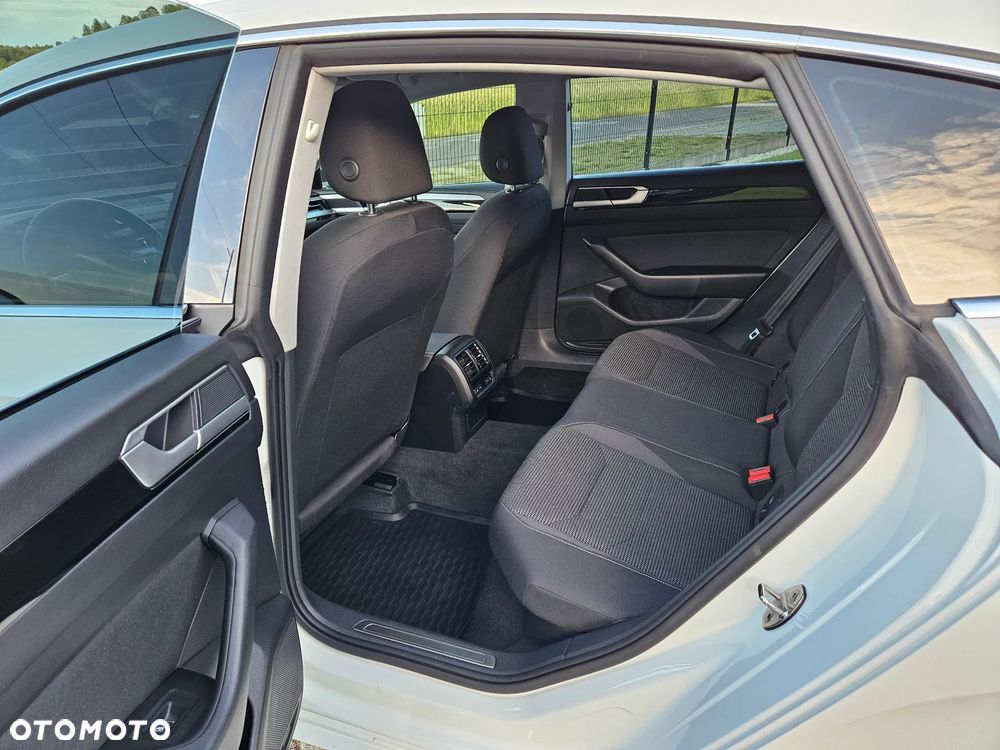 Volkswagen Arteon 2.0 TSI Essence DSG - 15