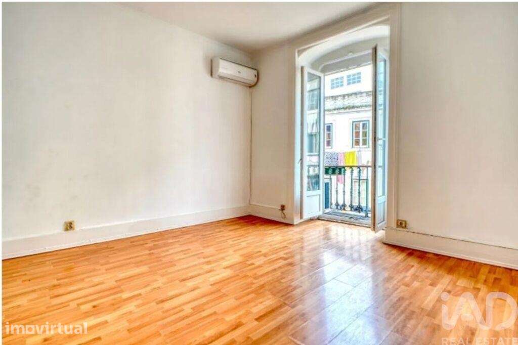 Duplex T5 em Santo António - Grande imagem: 4/17