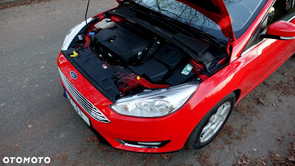 Ford Focus SW - 22