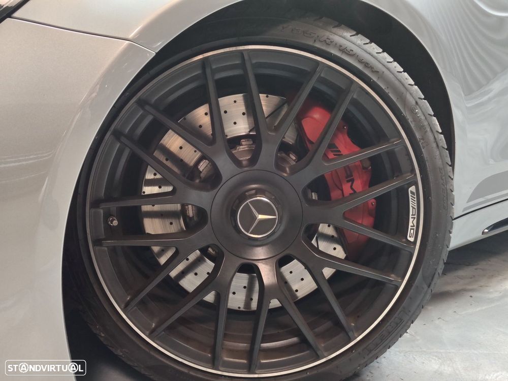 Mercedes-Benz C 63 AMG S - 27