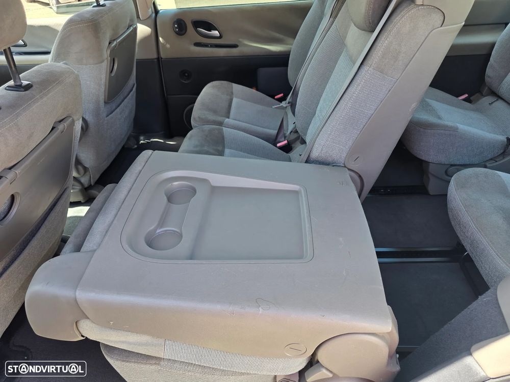 Renault Espace 2.2 dCi Dynamique 5L - 25